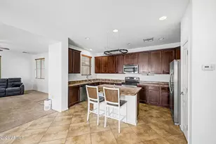 92 E Palomino Dr, Gilbert, AZ 85296 - Photo 9