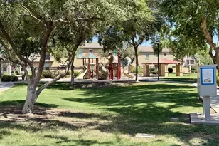 92 E Palomino Dr, Gilbert, AZ 85296 - Photo 5