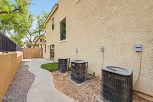 92 E Palomino Dr, Gilbert, AZ 85296 - Photo 31