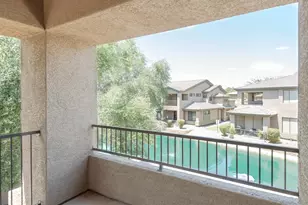 705 W Queen Creek Rd, Chandler, AZ 85248 - Photo 23
