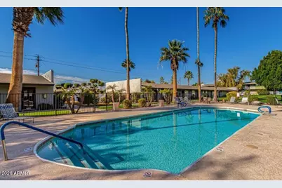 7141 N 16th Street #2, Phoenix, AZ 85020 - Photo 3