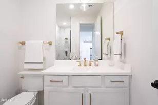 2121 W Sonoran Desert Dr, Phoenix, AZ 85085 - Photo 23