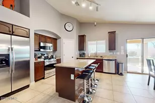 4320 E Vista Bonita Dr, Phoenix, AZ 85050 - Photo 7