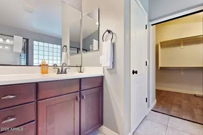 4320 E Vista Bonita Drive, Phoenix, AZ 85050 - Photo 5