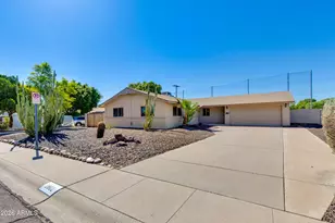 2801 E Mercer Ln, Phoenix, AZ 85028 - Photo 41