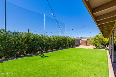 2801 E Mercer Lane, Phoenix, AZ 85028 - Photo 33