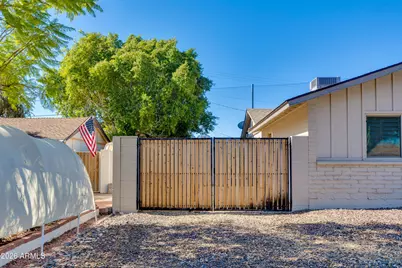 2801 E Mercer Lane, Phoenix, AZ 85028 - Photo 37