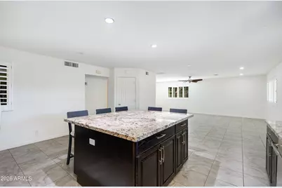 2801 E Mercer Lane, Phoenix, AZ 85028 - Photo 9