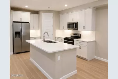 21007 N 58th Place, Phoenix, AZ 85054 - Photo 11