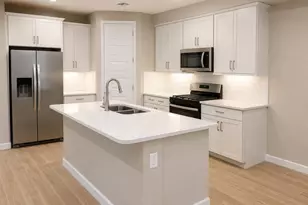 21007 N 58th Pl, Phoenix, AZ 85054 - Photo 11