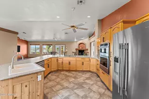 90 W Turtleback Ln, Wickenburg, AZ 85390 - Photo 9