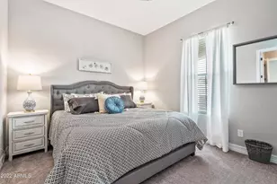 4061 S Emerald Dr, Chandler, AZ 85249 - Photo 1