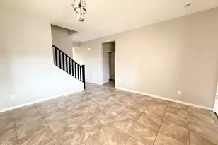 27507 N 54th Ln, Phoenix, AZ 85083 - Photo 3