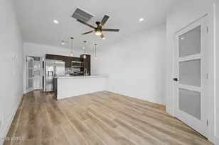 3660 N 3rd St, Phoenix, AZ 85012 - Photo 11