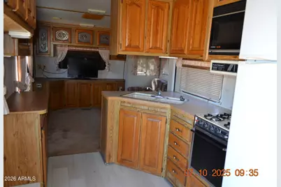 677 S Warner Drive #3, Apache Junction, AZ 85120 - Photo 3