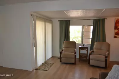 523 S Park View Circle, Mesa, AZ 85208 - Photo 5