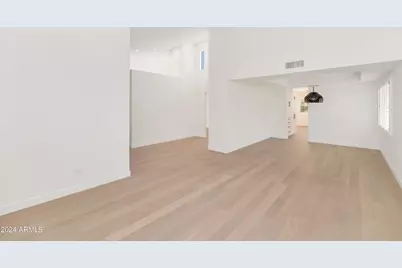 8030 E VÃ­a Sierra Drive, Scottsdale, AZ 85258 - Photo 5