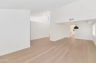 8030 E VÃ­a Sierra Dr, Scottsdale, AZ 85258 - Photo 5