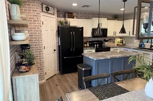 10962 W Manzanita Dr, Peoria, AZ 85345 - Photo 11