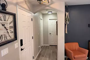 10962 W Manzanita Dr, Peoria, AZ 85345 - Photo 5