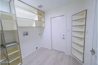 607 W Los Lagos Vista Avenue, Mesa, AZ 85210 - Photo 5