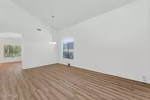 21843 N 51st St, Phoenix, AZ 85054 - Photo 11