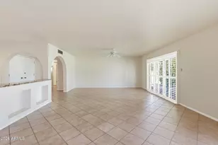 19201 N Concho Cir, Sun City, AZ 85373 - Photo 23