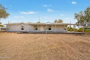 2705 W Mockingbird St, Apache Junction, AZ 85120 - Photo 1