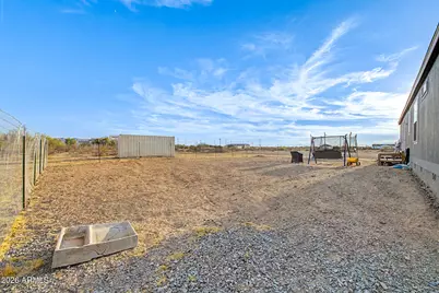 21735 W Montanoso Drive, Wittmann, AZ 85361 - Photo 29