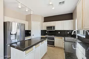 10726 E Wallflower Ln, Florence, AZ 85132 - Photo 5