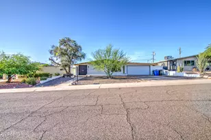 1340 E Townley Ave, Phoenix, AZ 85020 - Photo 1