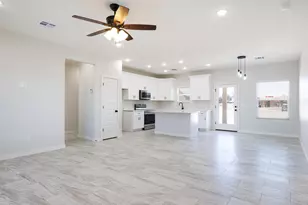 16011 S Hilo Circle, Arizona City, AZ 85123 - Photo 9