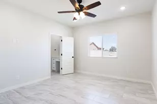 16011 S Hilo Circle, Arizona City, AZ 85123 - Photo 11