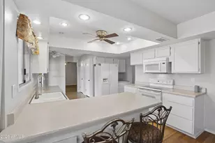 13219 W Marble Dr, Sun City West, AZ 85375 - Photo 9