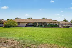9239 W Marshall Ave, Glendale, AZ 85305 - Photo 7