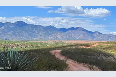 3Xx W Lonely Dove Pl -- #11, Huachuca City, AZ 85616 - Photo 9