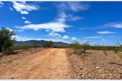 3Xx W Lonely Dove Pl -- #11, Huachuca City, AZ 85616 - Photo 19