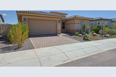 18119 W Silverwood Drive, Goodyear, AZ 85338 - Photo 3