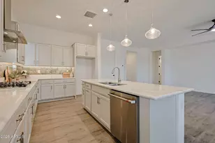 18119 W Silverwood Dr, Goodyear, AZ 85338 - Photo 11