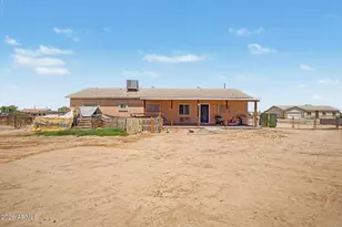 11722 S 205th Ln, Buckeye, AZ 85326 - Photo 17