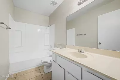 737 W 1st Avenue #Apt 201, Mesa, AZ 85210 - Photo 13