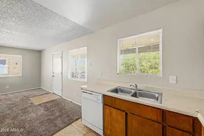 737 W 1st Avenue #Apt 201, Mesa, AZ 85210 - Photo 7