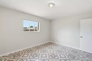 2231 W Orangewood Ave, Phoenix, AZ 85021 - Photo 15