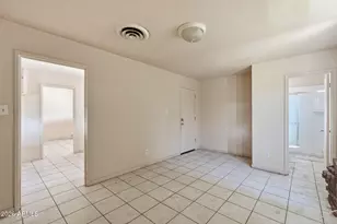2743 W Ocotillo Rd, Phoenix, AZ 85017 - Photo 19