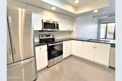 8 W Griswold Road, Phoenix, AZ 85021 - Photo 7