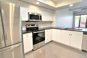 8 W Griswold Rd, Phoenix, AZ 85021 - Photo 7