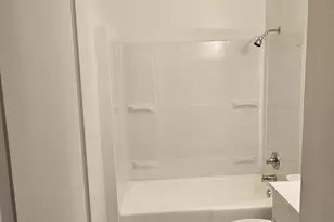 9222 N 35th Ave, Phoenix, AZ 85051 - Photo 11