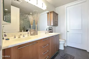 1 E Lexington Ave, Phoenix, AZ 85012 - Photo 27