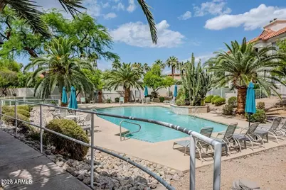 10401 N 52nd Street #205, Paradise Valley, AZ 85253 - Photo 1