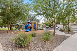 17401 W Holland Ln, Surprise, AZ 85388 - Photo 47